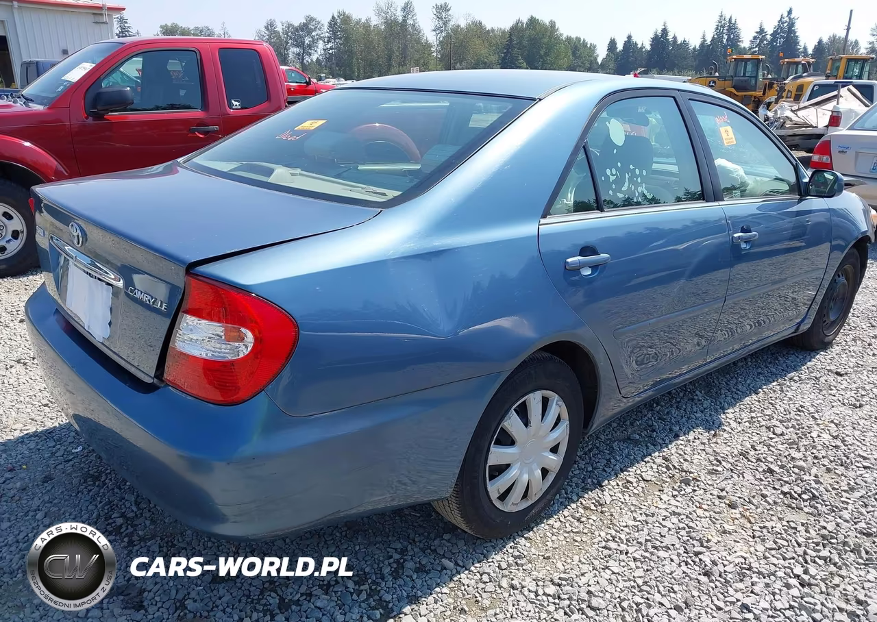 2003 Toyota Camry Le VIN:4T1BE32K33U185552 - 4