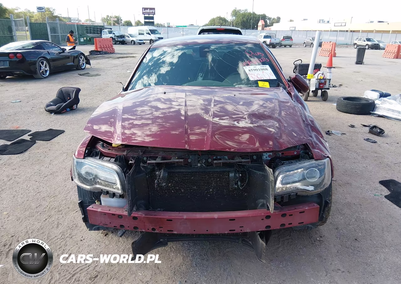 2021 Chrysler 300 300S VIN:2C3CCABG4MH525766 - 13