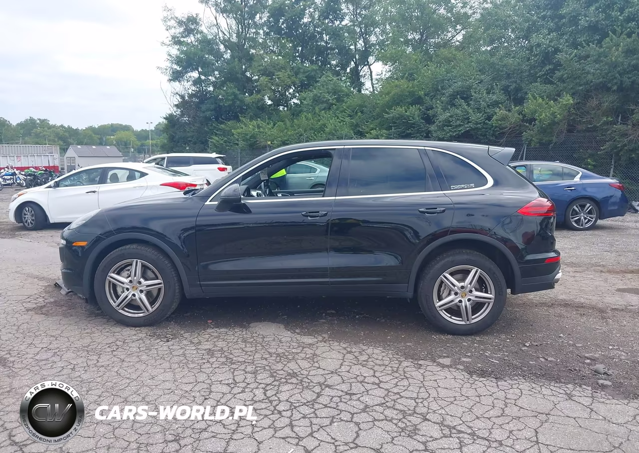 2017 Porsche Cayenne S VIN:WP1AB2A29HLA52195 - 14