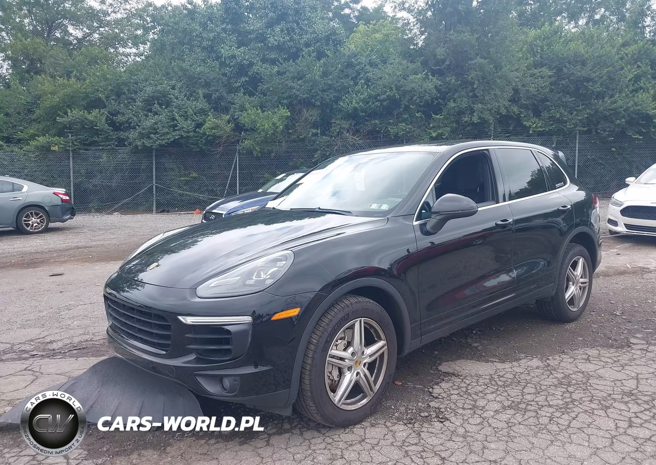 2017 Porsche Cayenne S VIN:WP1AB2A29HLA52195 - 2