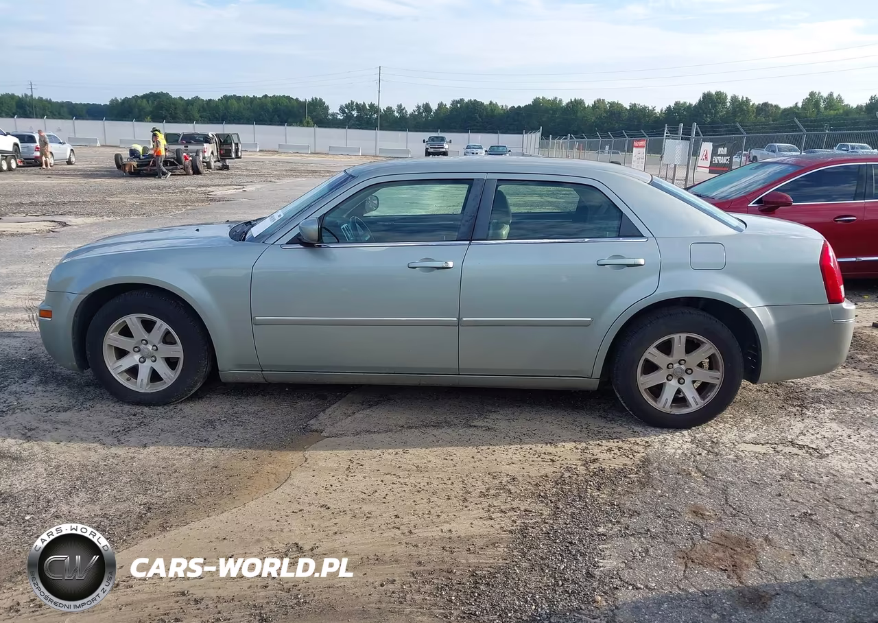 2006 Chrysler 300 Touring VIN:2C3KA53G46H493427 - 16