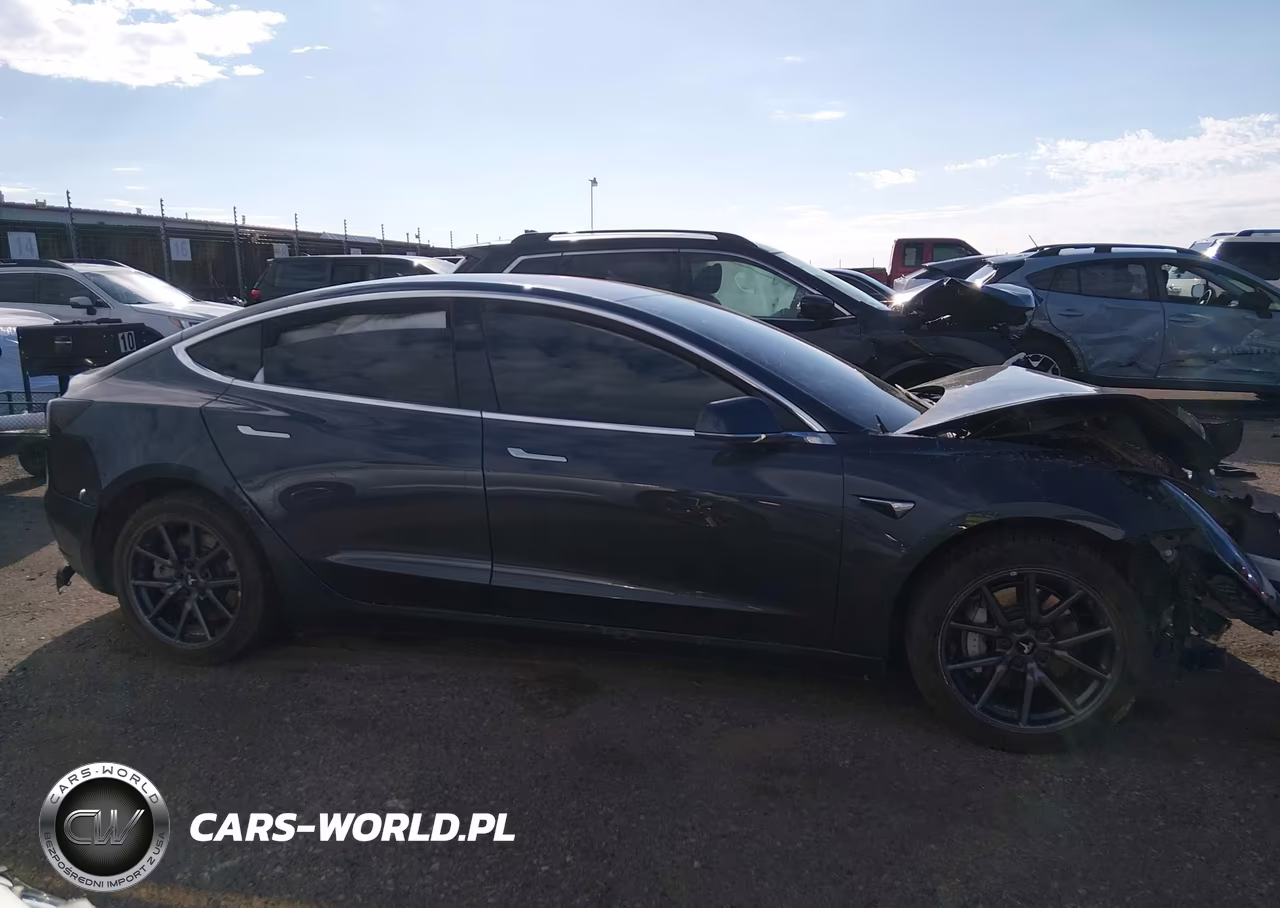 2018 Tesla Model 3 Long Range-Performance VIN:5YJ3E1EB0JF074987 - 12