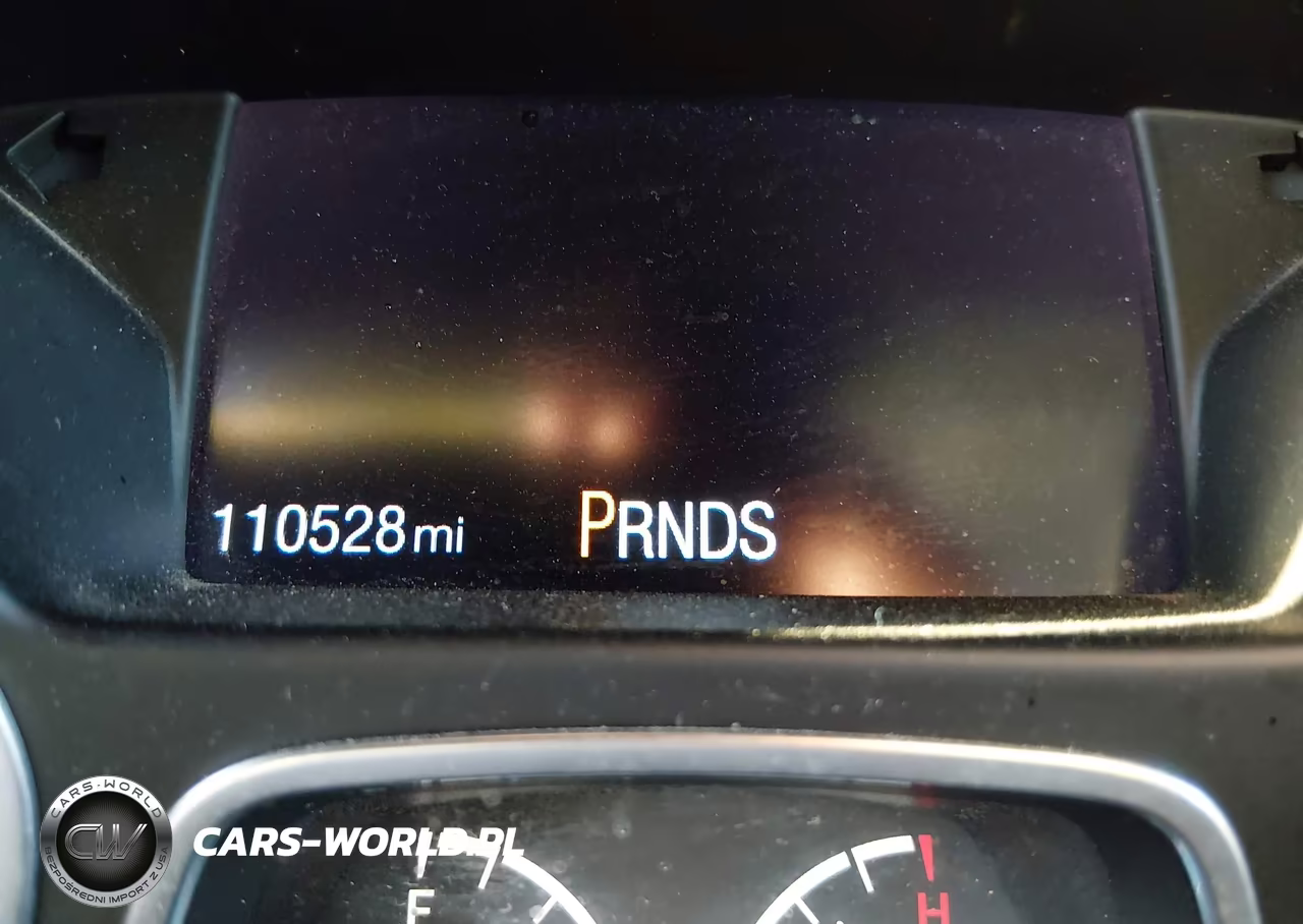 2015 Ford Focus Titanium VIN:1FADP3J22FL370023 - 15