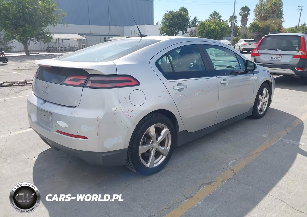 2013 Chevrolet Volt VIN:1G1RH6E47DU104314 - 4
