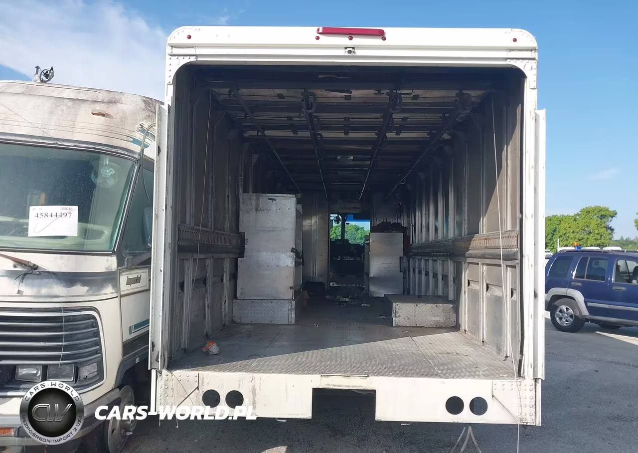 2014 Freightliner Chassis M Line Walk-In Van VIN:4UZAC3DVXECFW4472 - 17