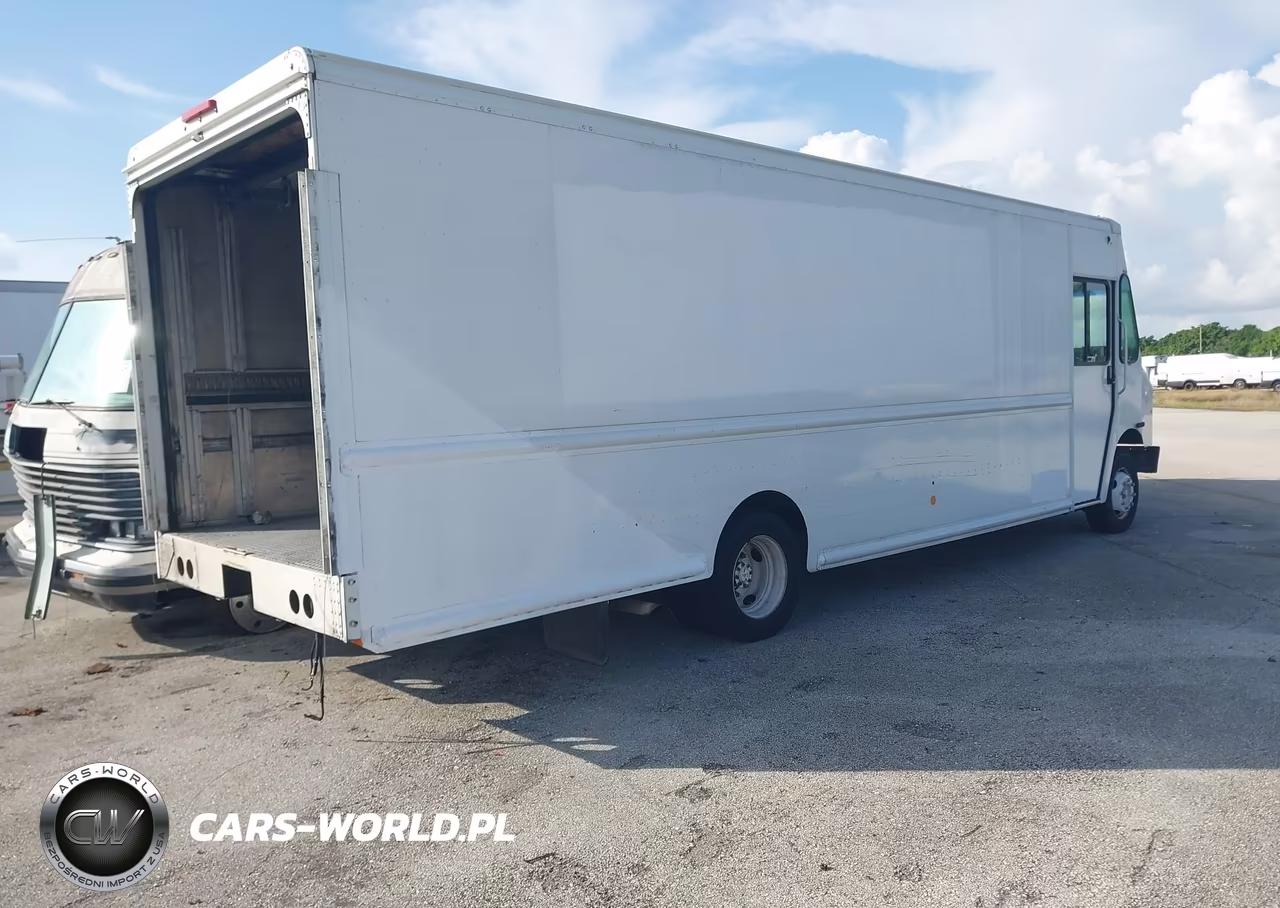 2014 Freightliner Chassis M Line Walk-In Van VIN:4UZAC3DVXECFW4472 - 4