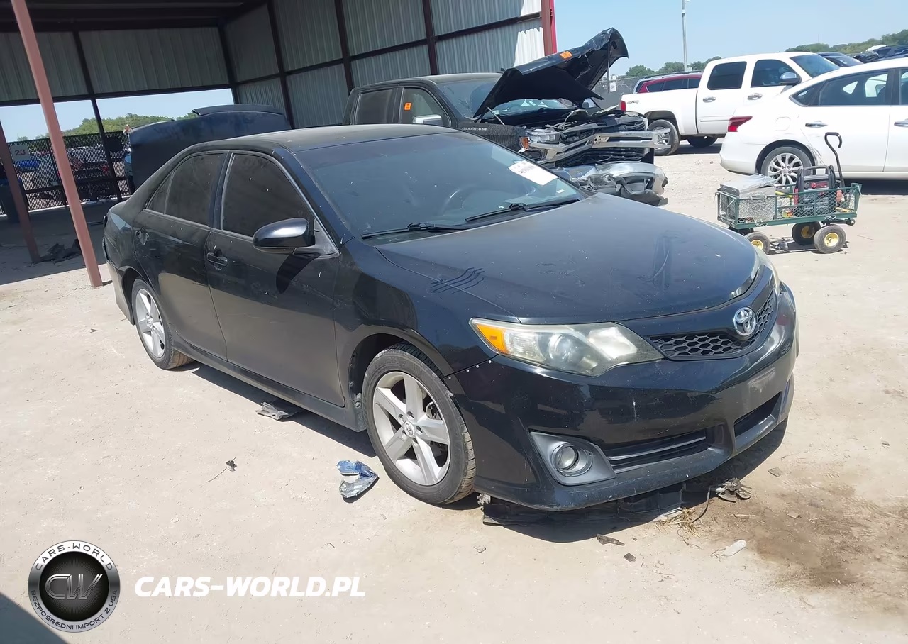 2012 Toyota Camry Se – zdjęcie 1 z 16