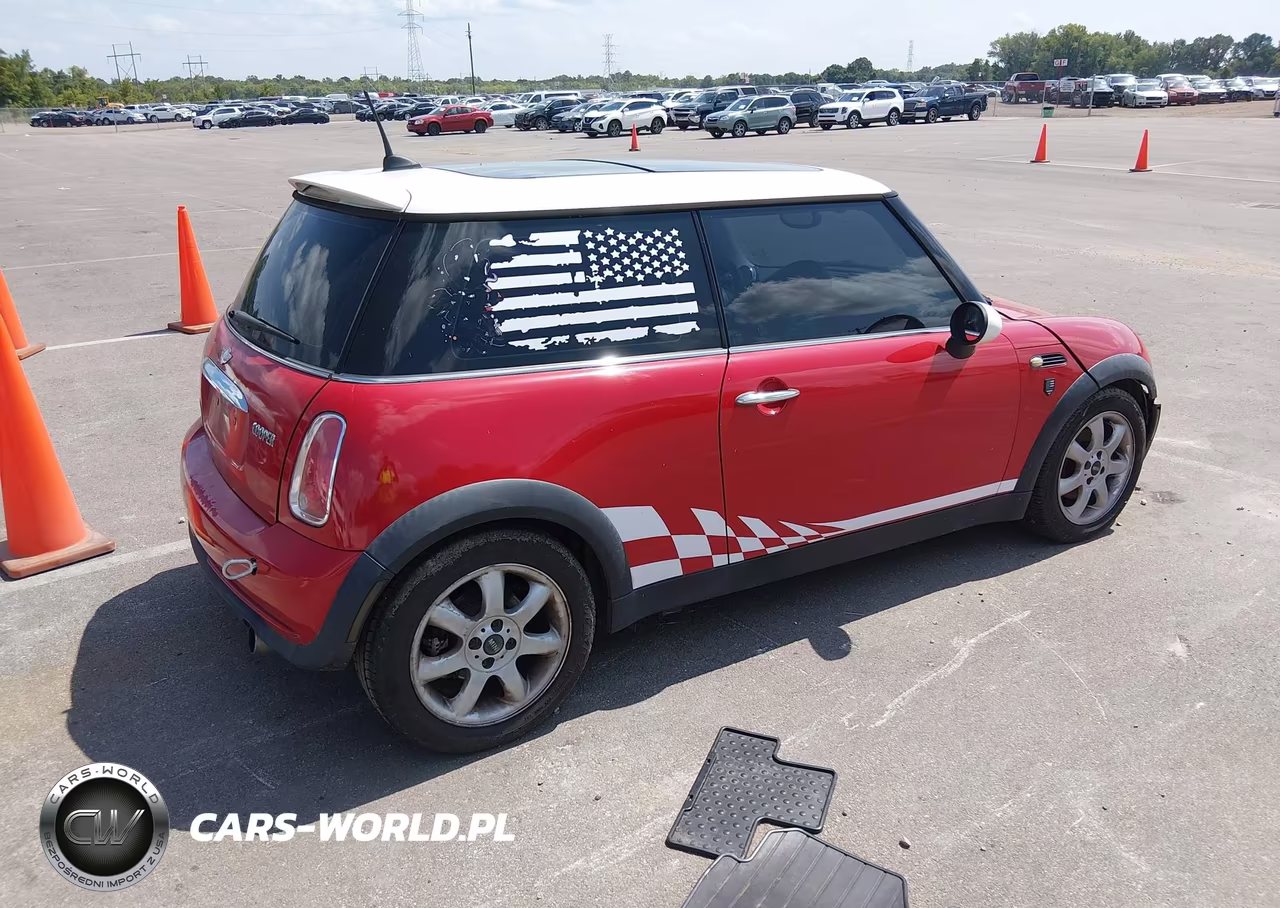 2006 Mini Cooper VIN:WMWRC33566TK70877 - 4