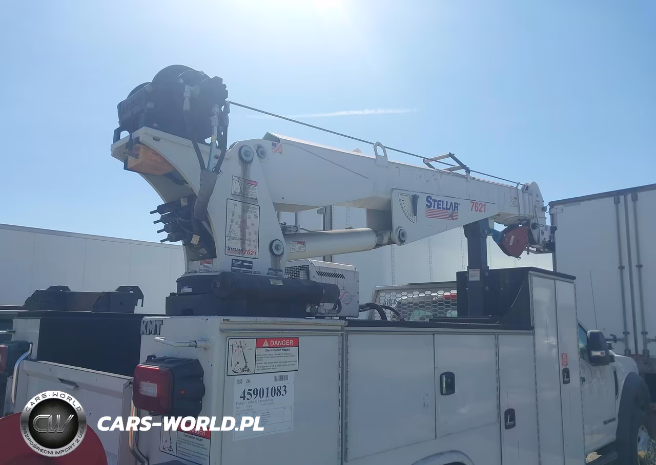 2017 Ford F-550 Chassis Xl VIN:1FDUF5GT1HEE29204 - 13