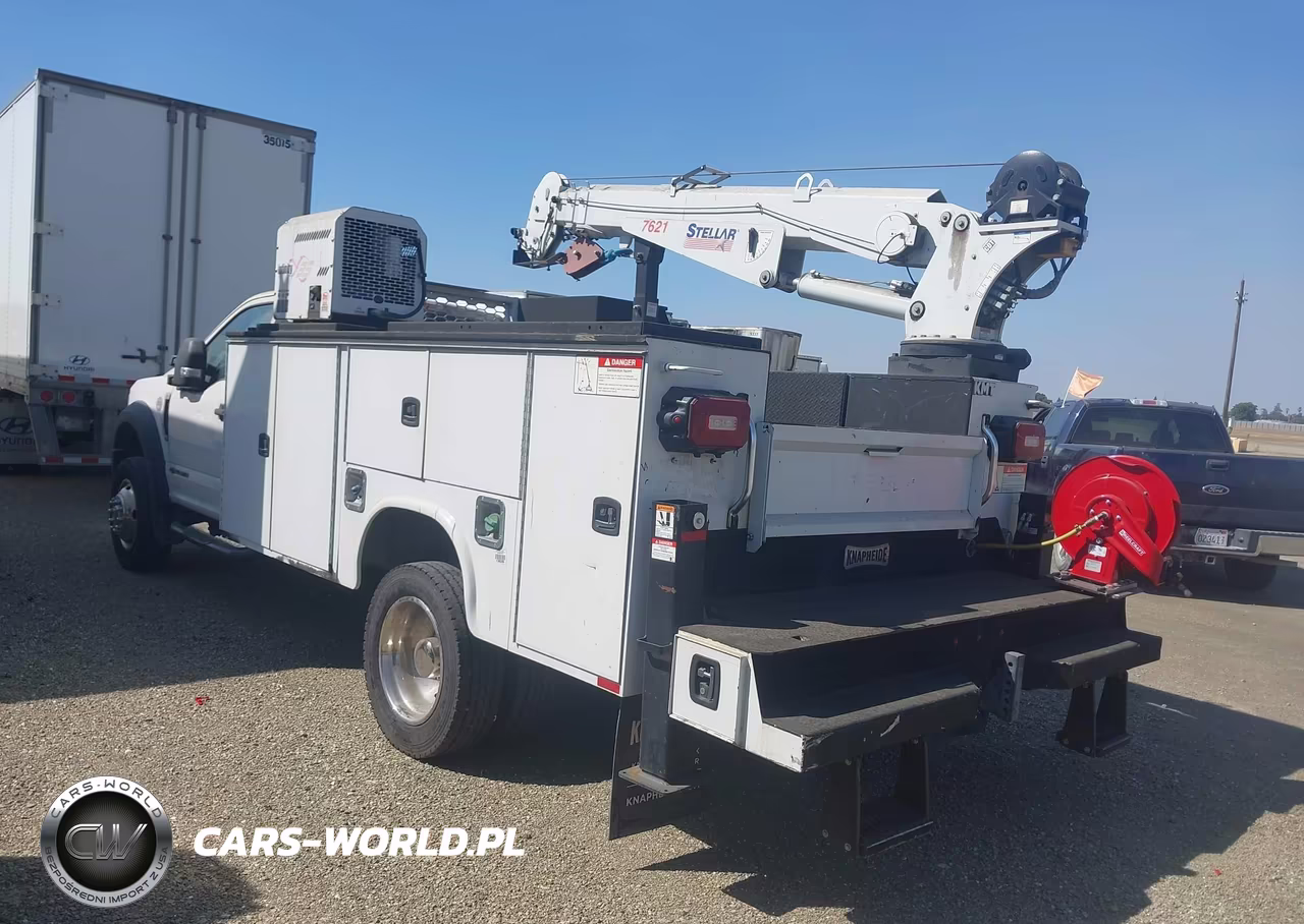 2017 Ford F-550 Chassis Xl VIN:1FDUF5GT1HEE29204 - 3