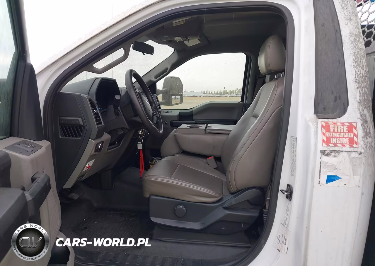2017 Ford F-550 Chassis Xl VIN:1FDUF5GT1HEE29204 - 6