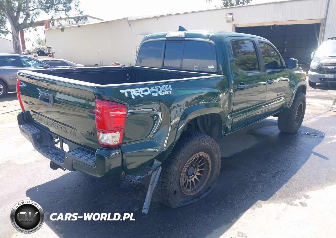 2016 Toyota Tacoma Trd Sport VIN:3TMCZ5AN0GM041441 - 4
