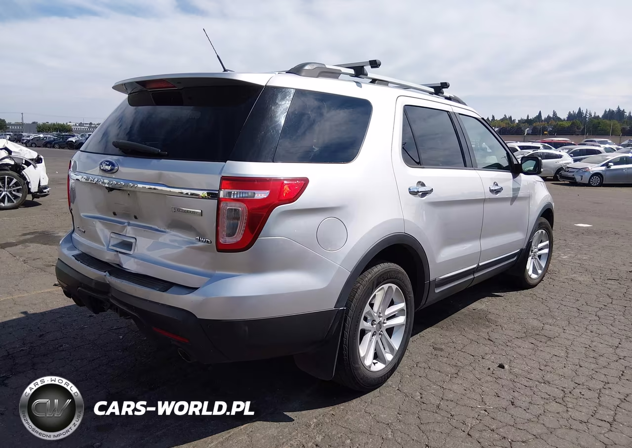 2011 Ford Explorer Xlt VIN:1FMHK8D8XBGA77461 - 4