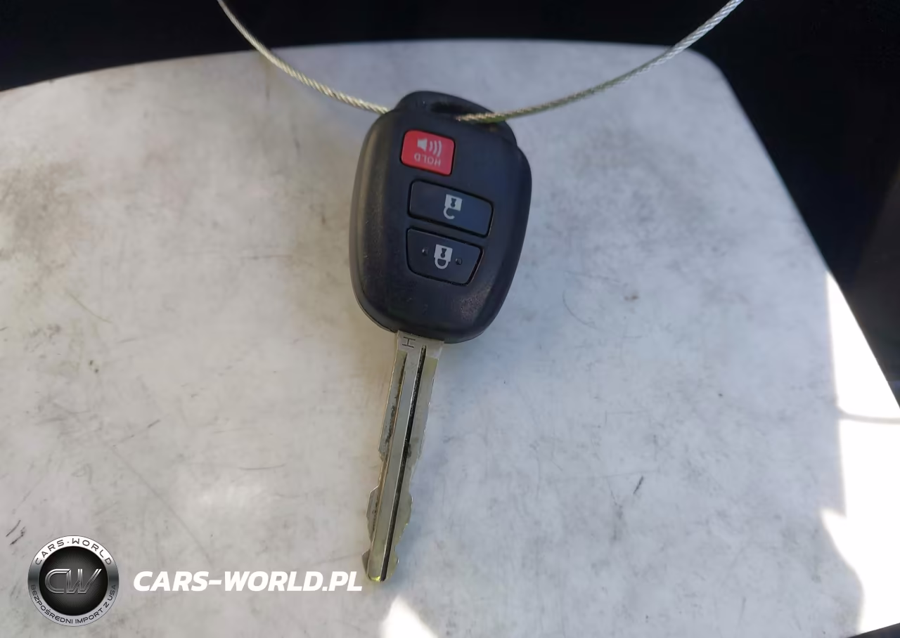 2018 Toyota Rav4 Le VIN:JTMZFREV2JJ168913 - 11