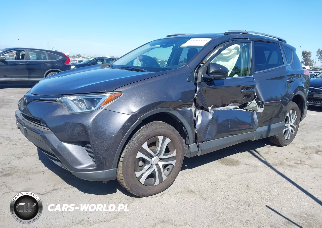 2018 Toyota Rav4 Le VIN:JTMZFREV2JJ168913 - 2