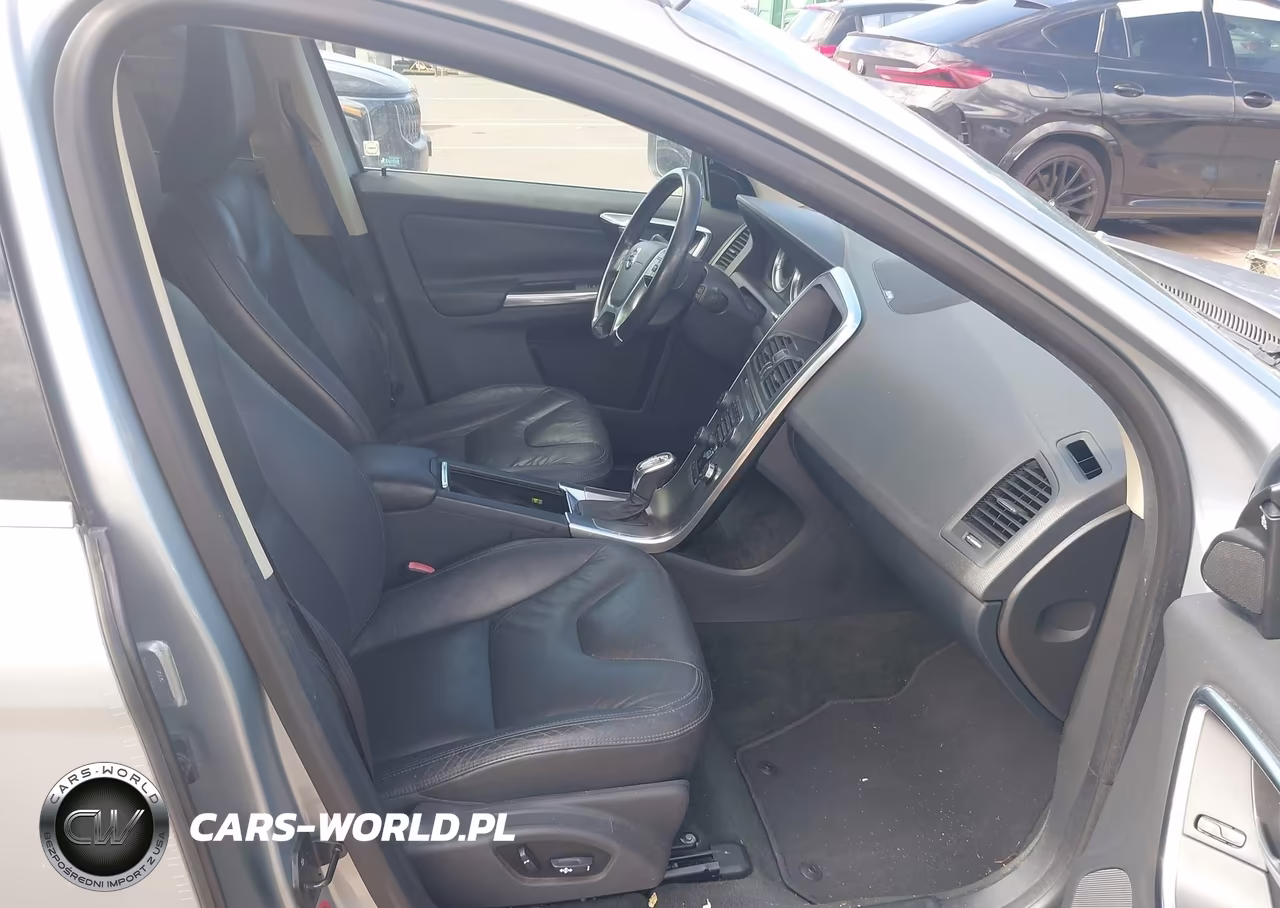2013 Volvo Xc60 3.2-3.2 Platinum-3.2 Premier-3.2 Premier Plus VIN:YV4940DL2D2379400 - 5