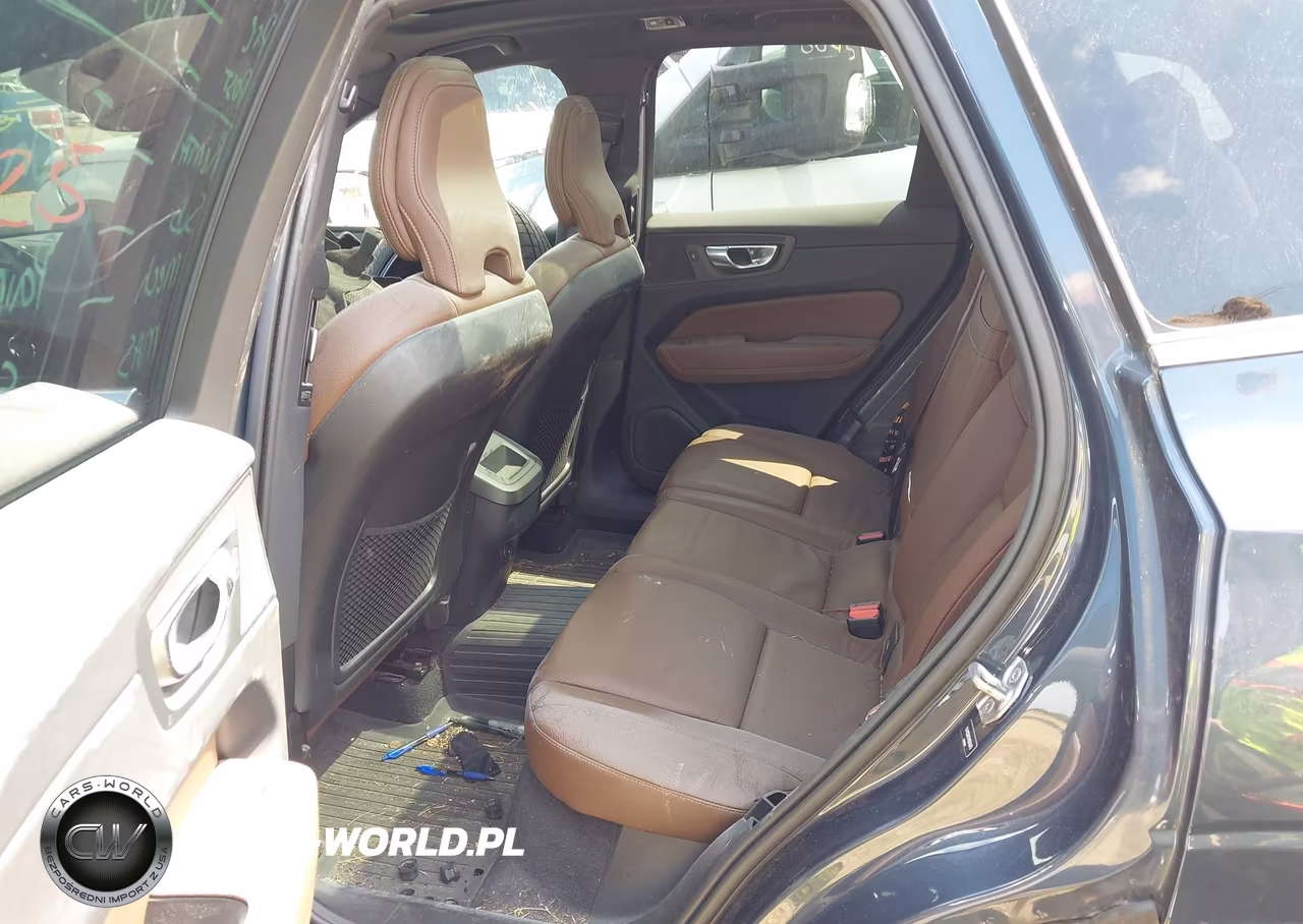 2021 Volvo Xc60 T5 Momentum VIN:YV4102RK7M1876470 - 8