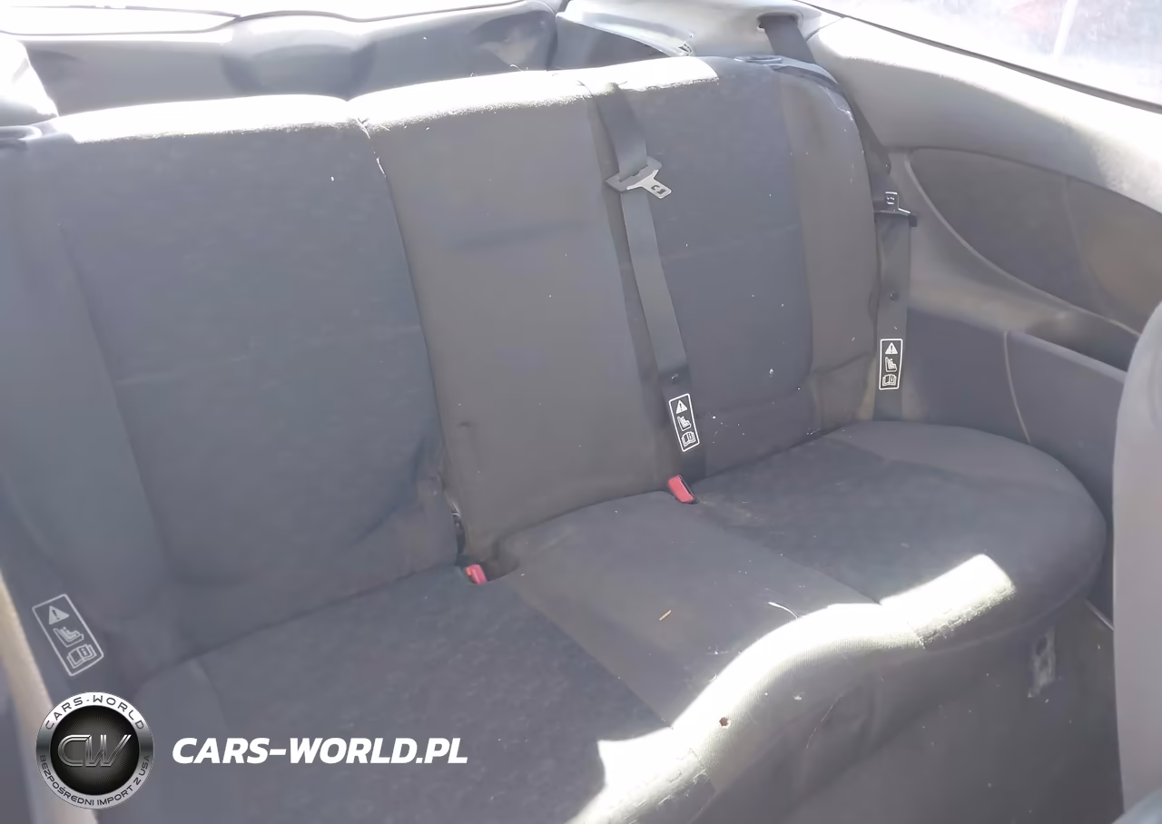 2003 Ford Focus Zx3 VIN:3FAFP31373R108318 - 8
