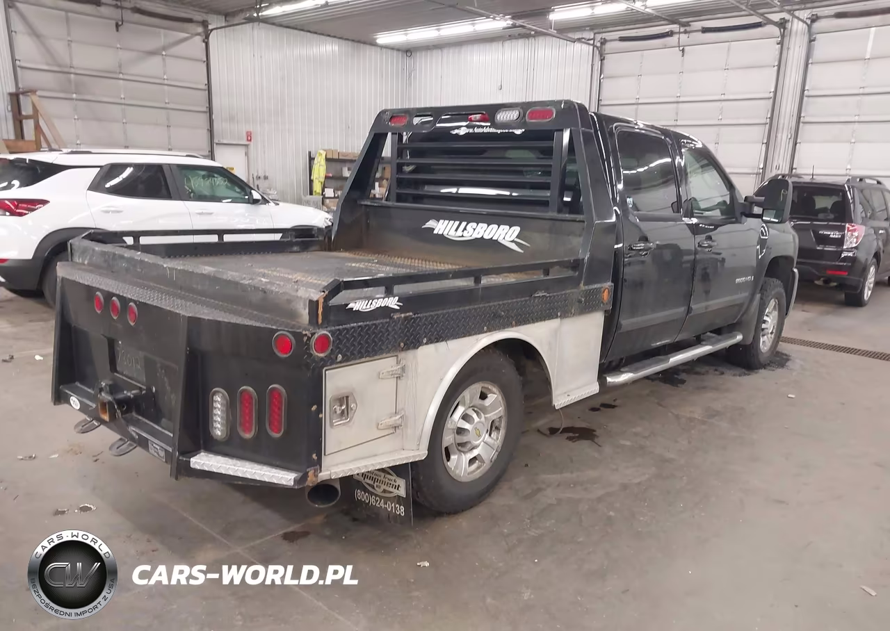 2009 Chevrolet Silverado 2500Hd Work Truck VIN:1GCHK43659F153343 - 4
