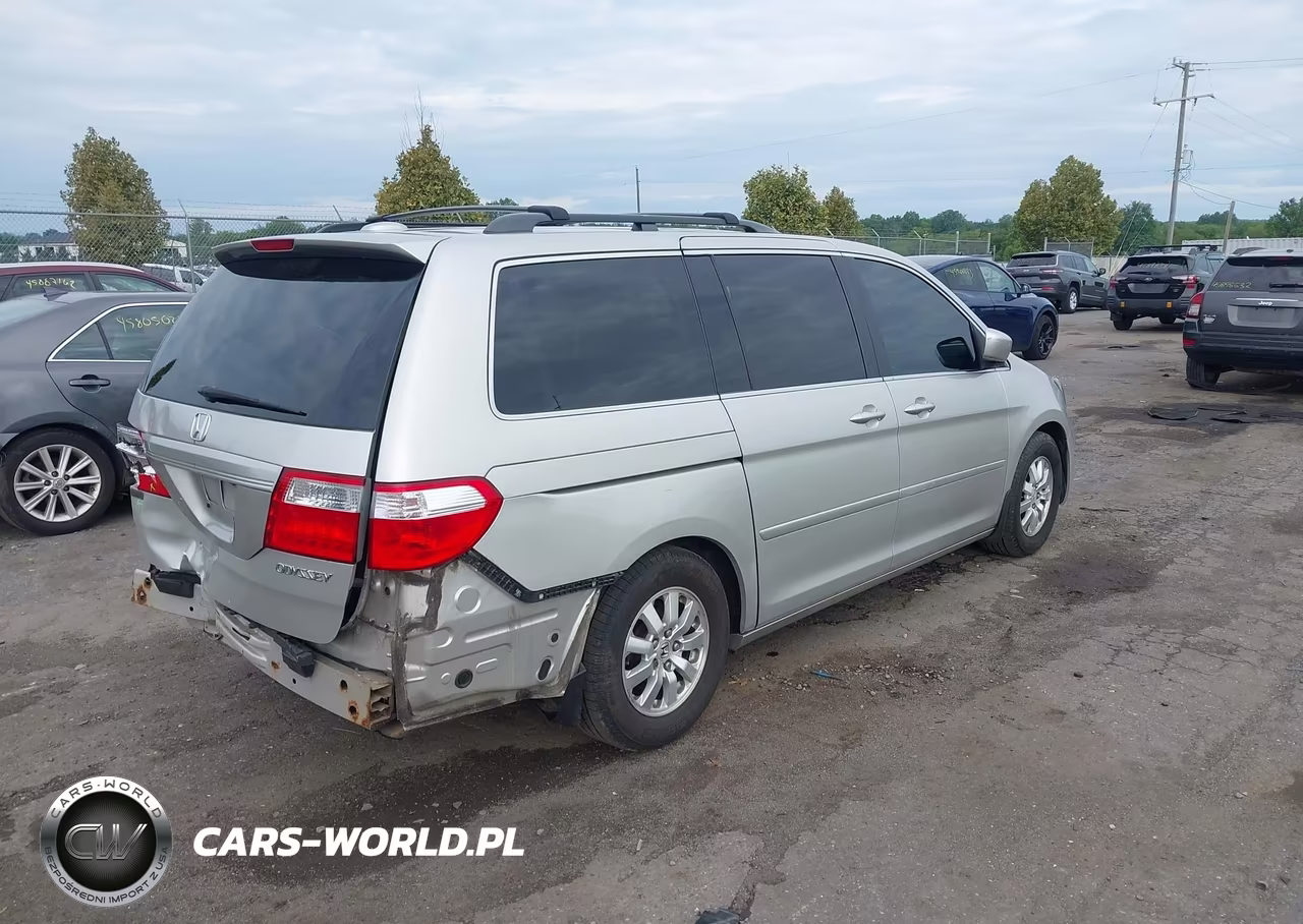 2005 Honda Odyssey Ex-L VIN:5FNRL38725B095624 - 4