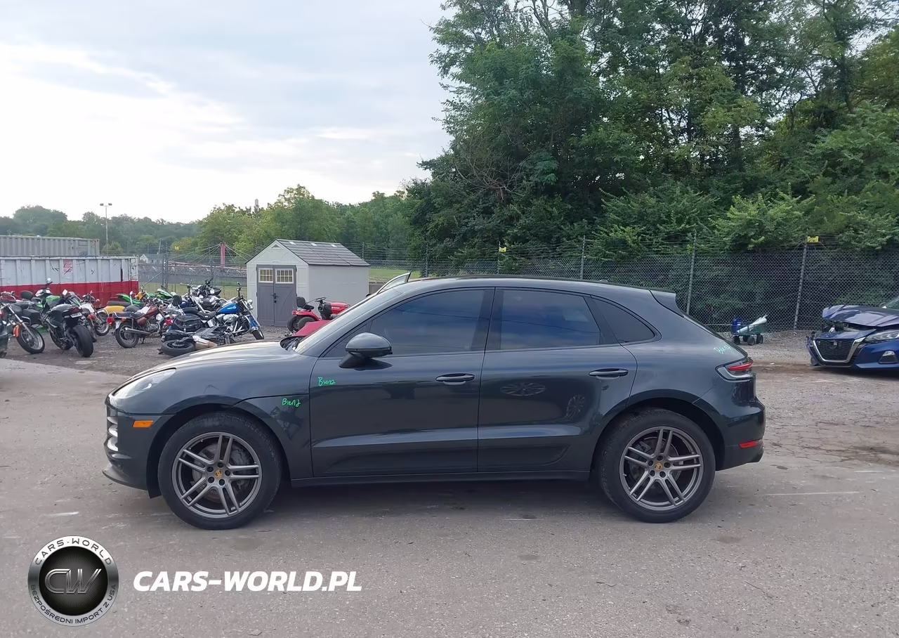 2020 Porsche Macan S VIN:WP1AB2A59LLB31417 - 14