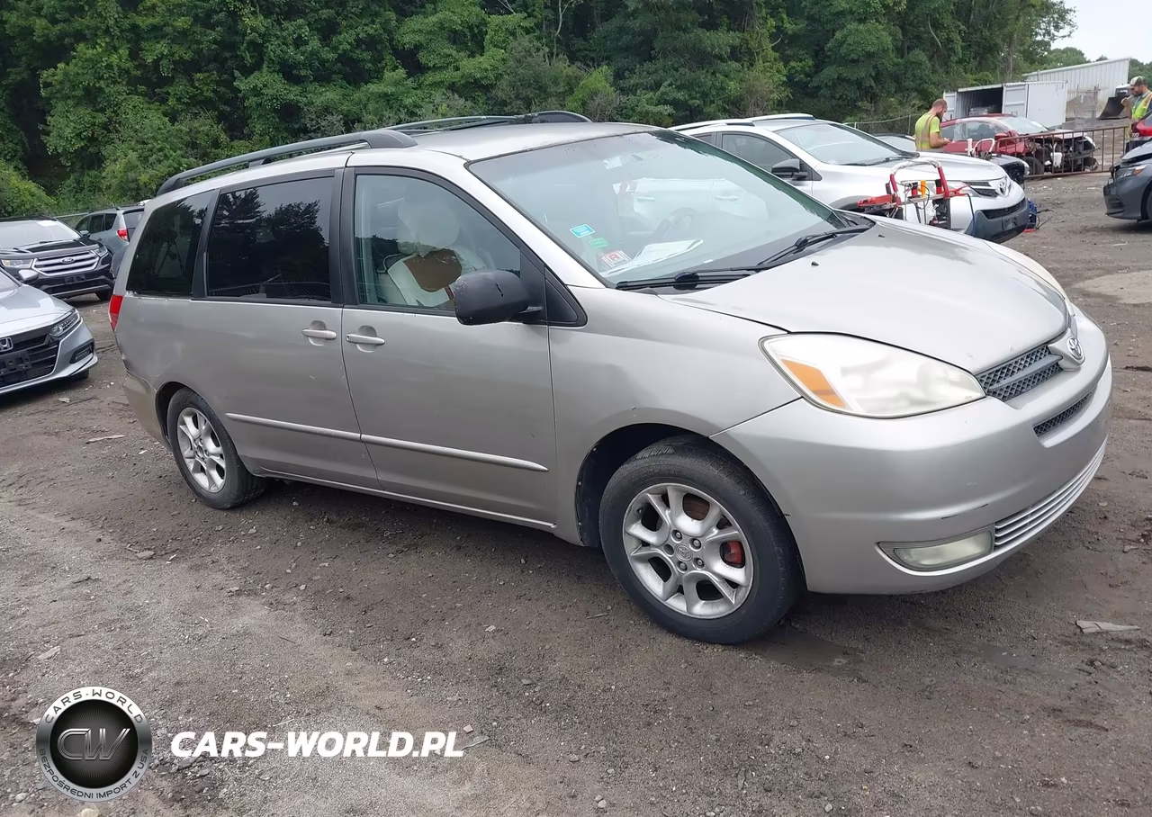 2004 Toyota Sienna Xle – zdjęcie 1 z 11