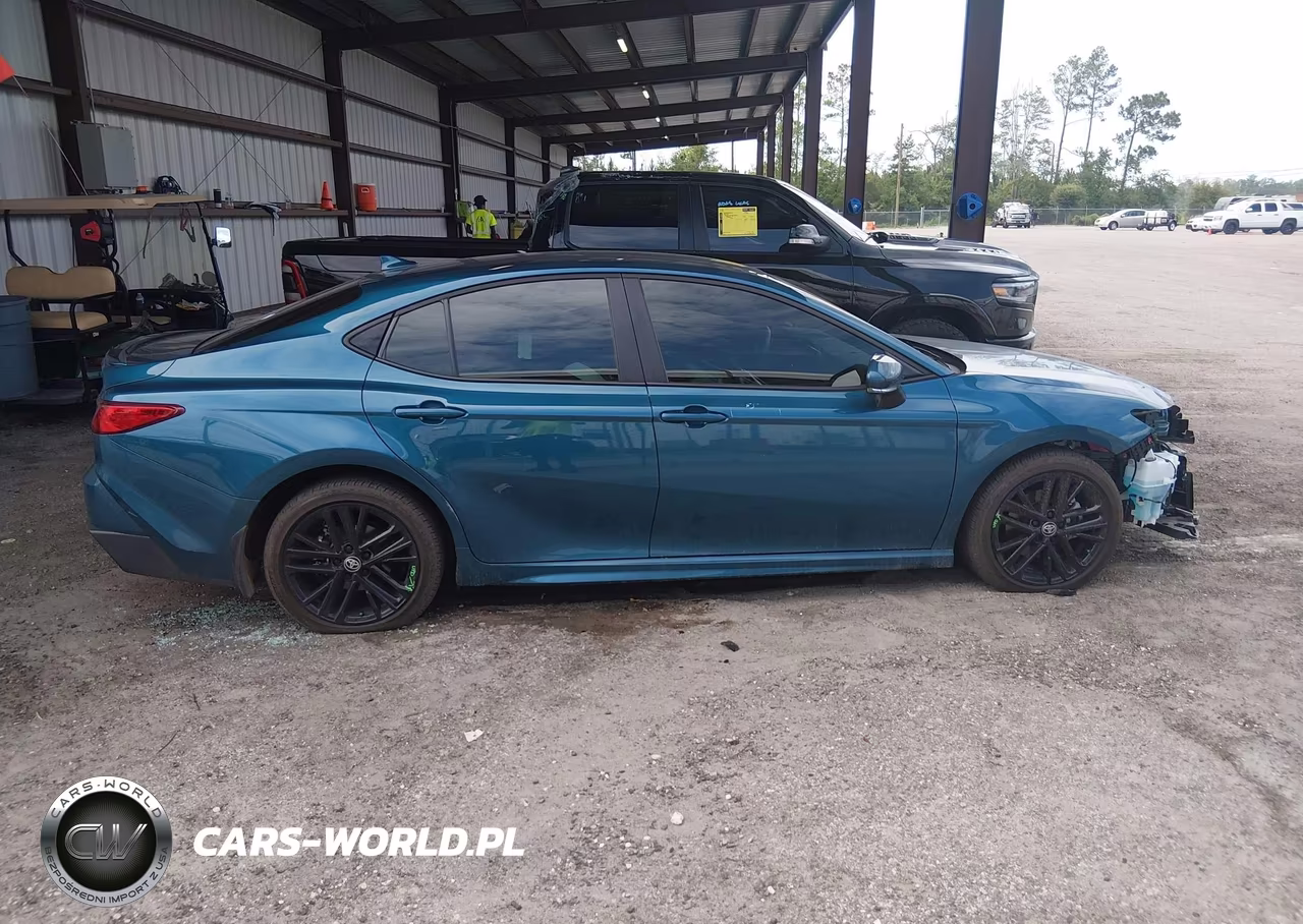 2025 Toyota Camry Se VIN:4T1DAACK9SU625117 - 13