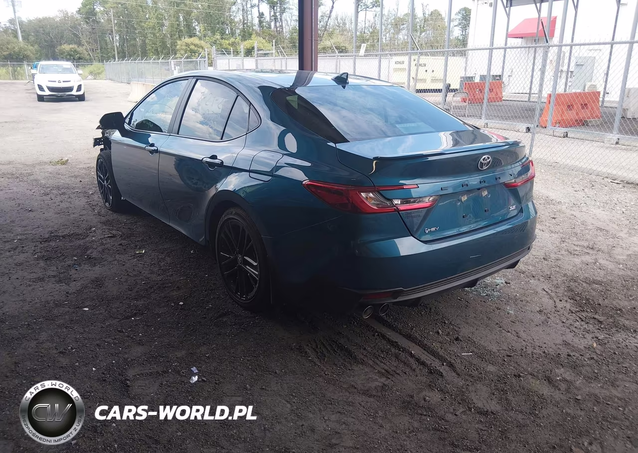 2025 Toyota Camry Se VIN:4T1DAACK9SU625117 - 3