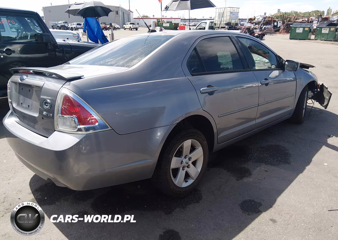 2007 Ford Fusion Se VIN:3FAHP07117R260517 - 4