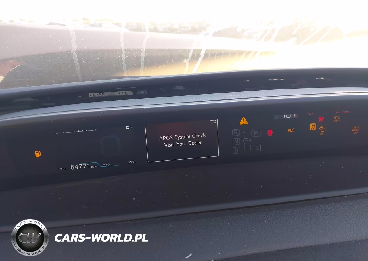 2020 Toyota Prius Xle VIN:JTDKARFUXL3117592 - 7