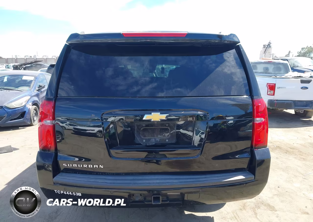 2019 Chevrolet Suburban Lt VIN:1GNSCHKC2KR162658 - 16