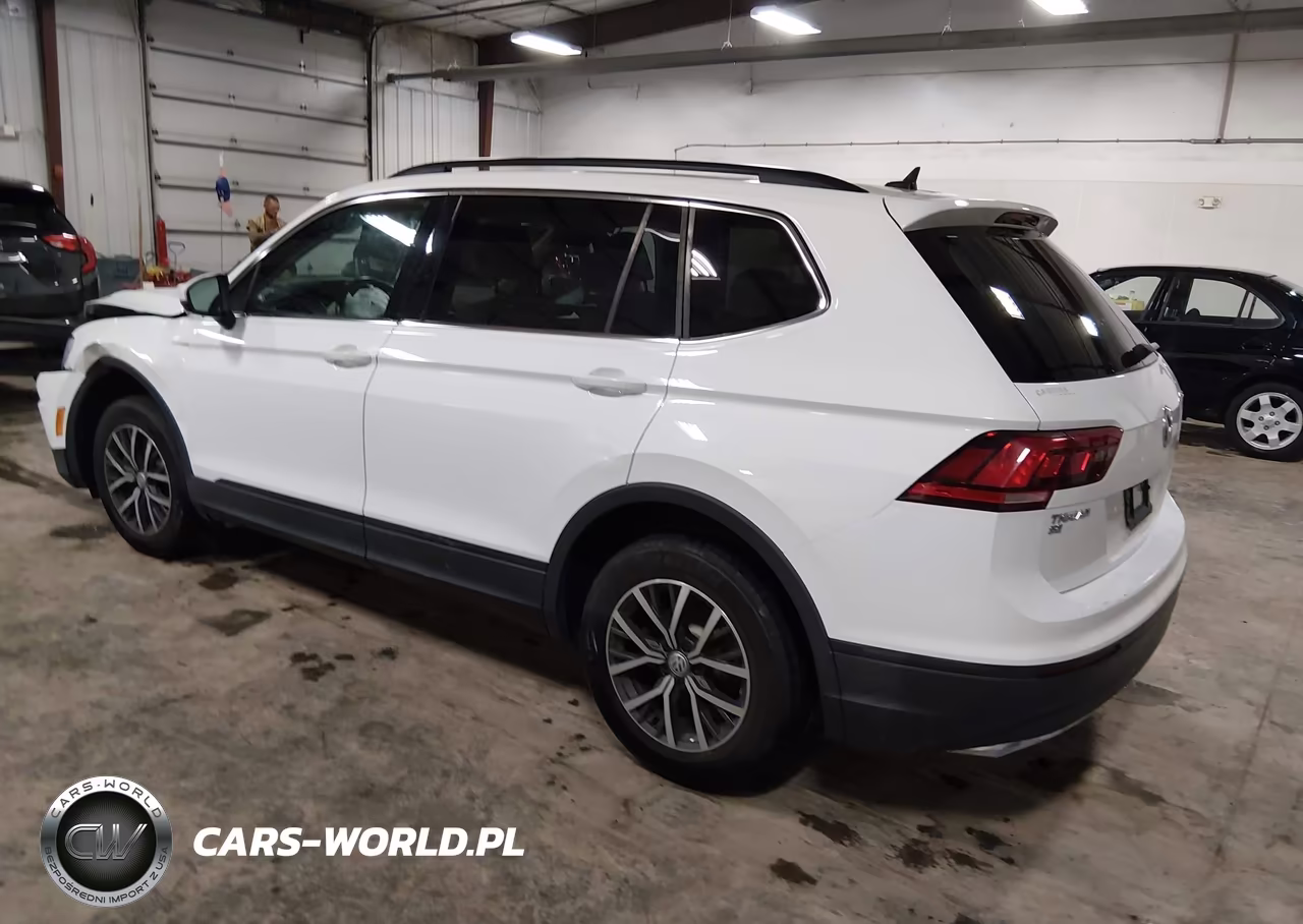 2019 Volkswagen Tiguan 2.0T Se-2.0T Sel-2.0T Sel R-Line-2.0T Sel R-Line Black VIN:3VV2B7AX9KM091035 - 3
