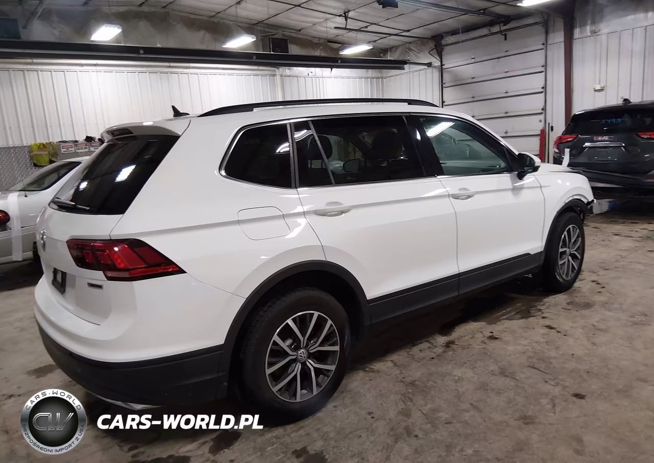 2019 Volkswagen Tiguan 2.0T Se-2.0T Sel-2.0T Sel R-Line-2.0T Sel R-Line Black VIN:3VV2B7AX9KM091035 - 4