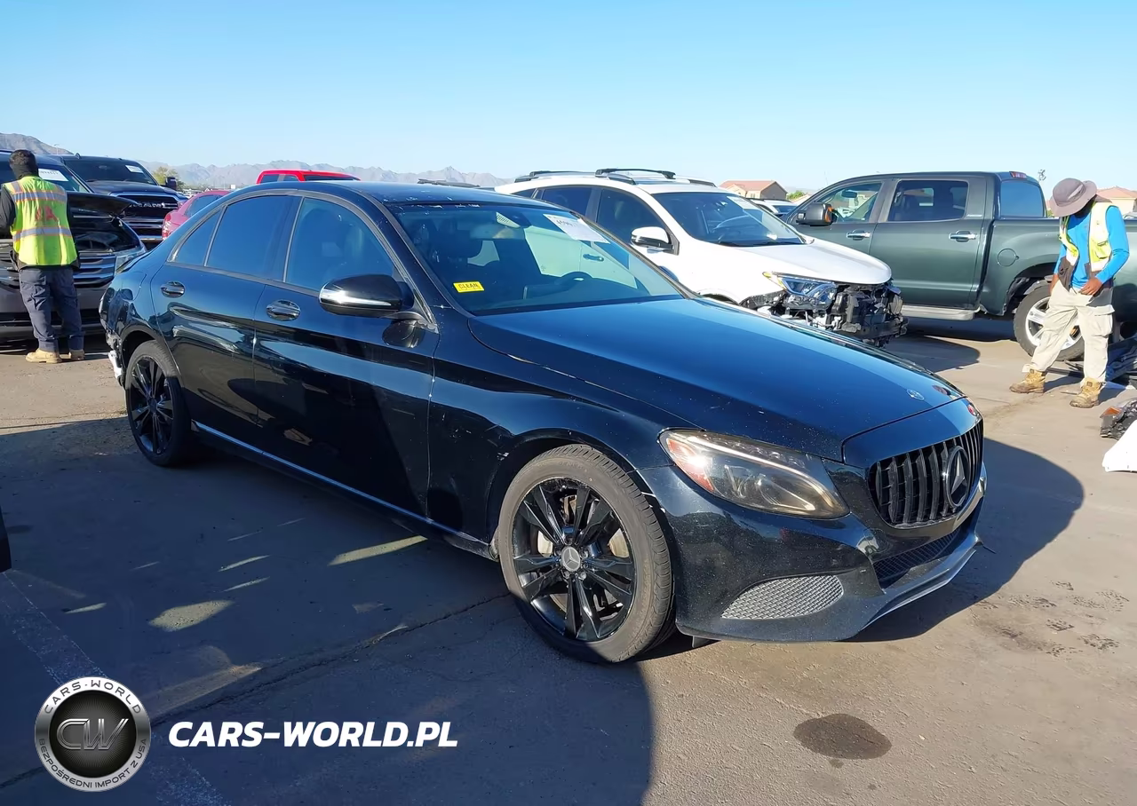 2015 Mercedes-Benz C 300 4Matic – zdjęcie 1 z 17