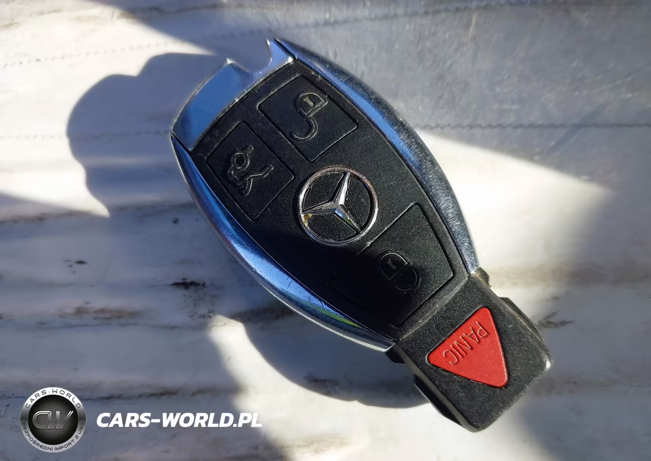 2015 Mercedes-Benz C 300 4Matic VIN:55SWF4KB9FU012025 - 11