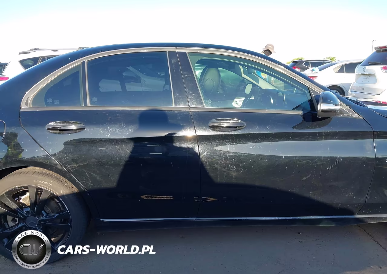 2015 Mercedes-Benz C 300 4Matic VIN:55SWF4KB9FU012025 - 14