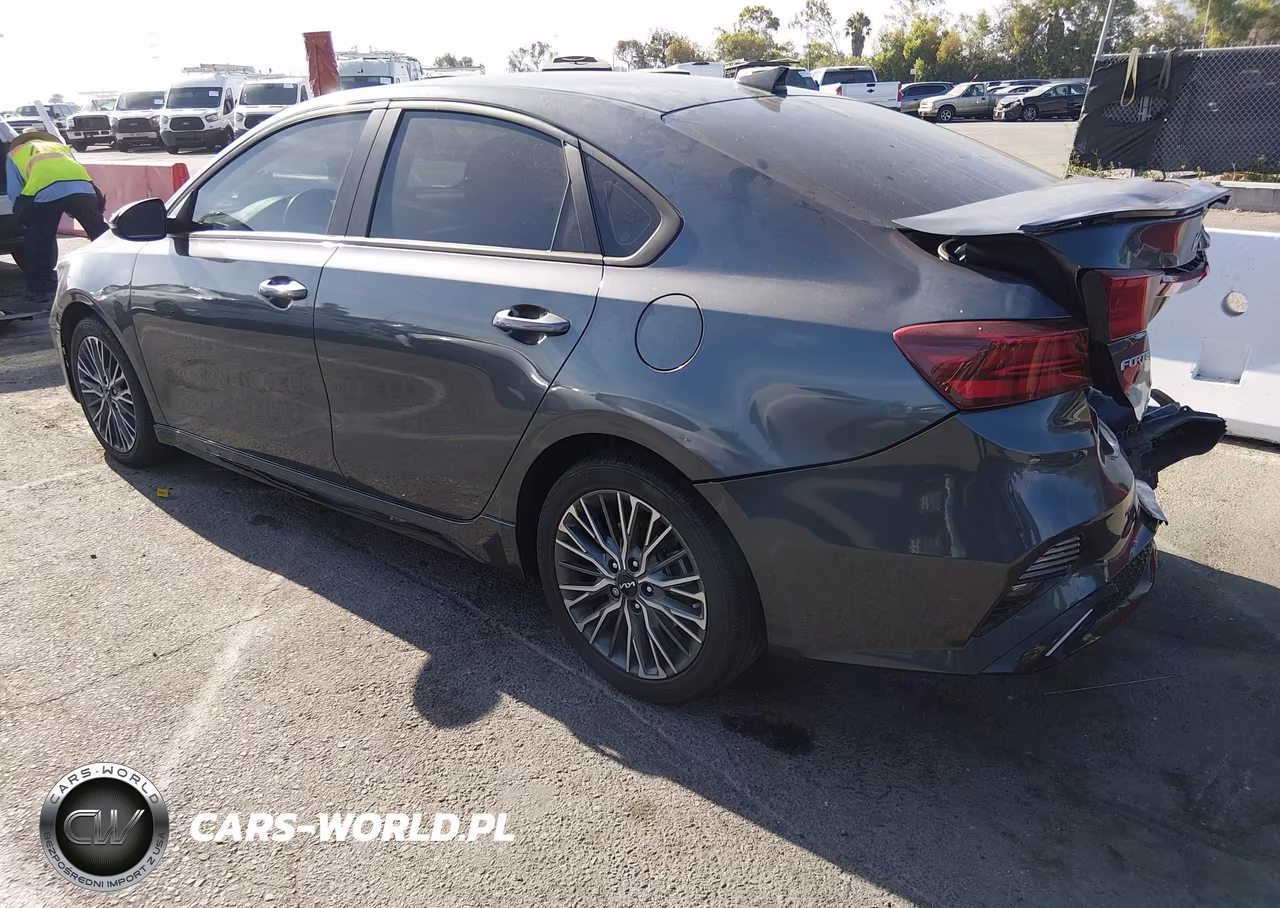 2024 Kia Forte Gt-Line VIN:3KPF54AD0RE755450 - 3