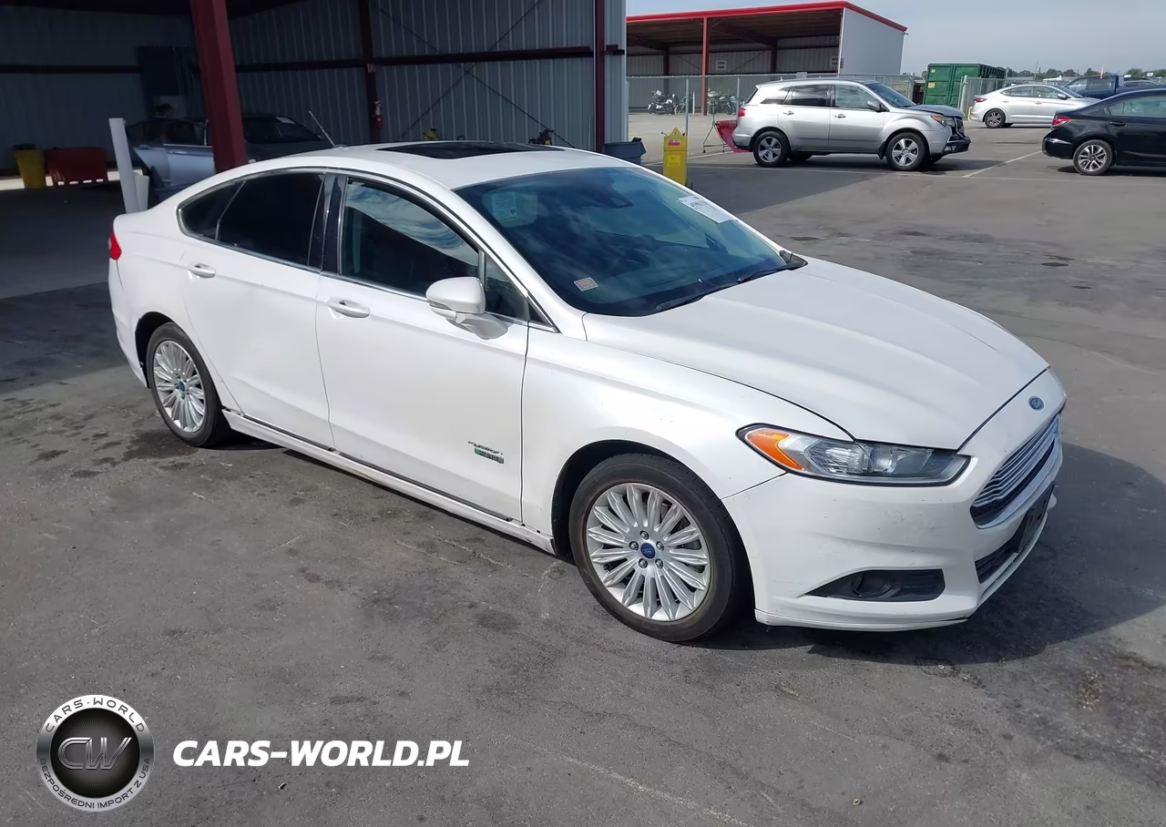 2016 Ford Fusion Energi Se Luxury – zdjęcie 1 z 11