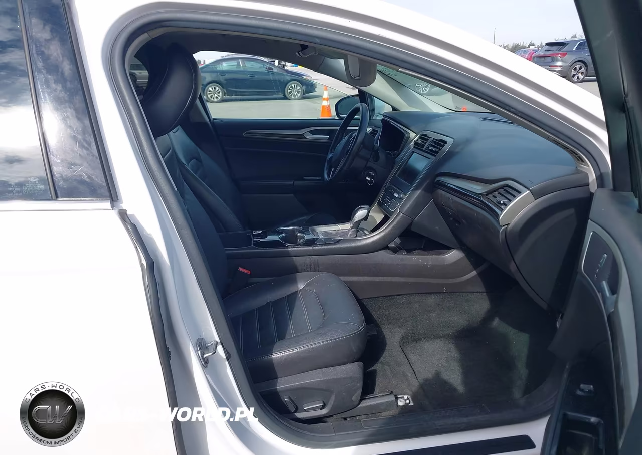 2016 Ford Fusion Energi Se Luxury VIN:3FA6P0PU0GR229034 - 5