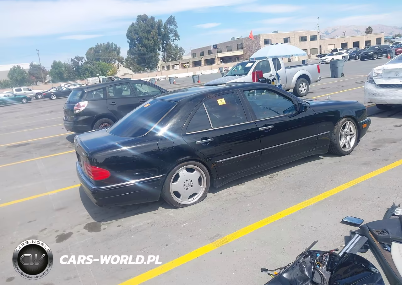 1999 Mercedes-Benz E 55 Amg VIN:WDBJF74H9XA890030 - 4