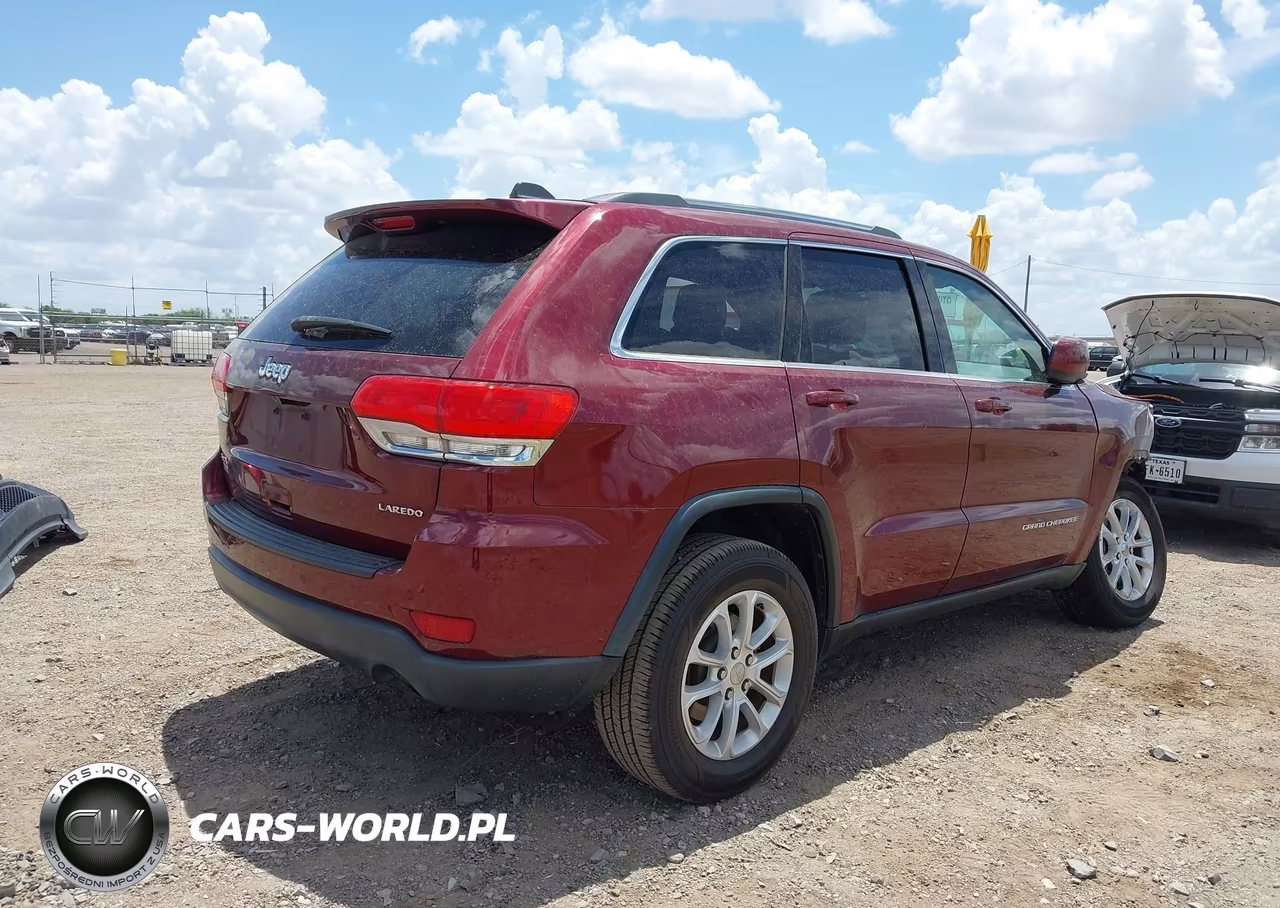 2016 Jeep Grand Cherokee Laredo VIN:1C4RJFAGXGC504163 - 4