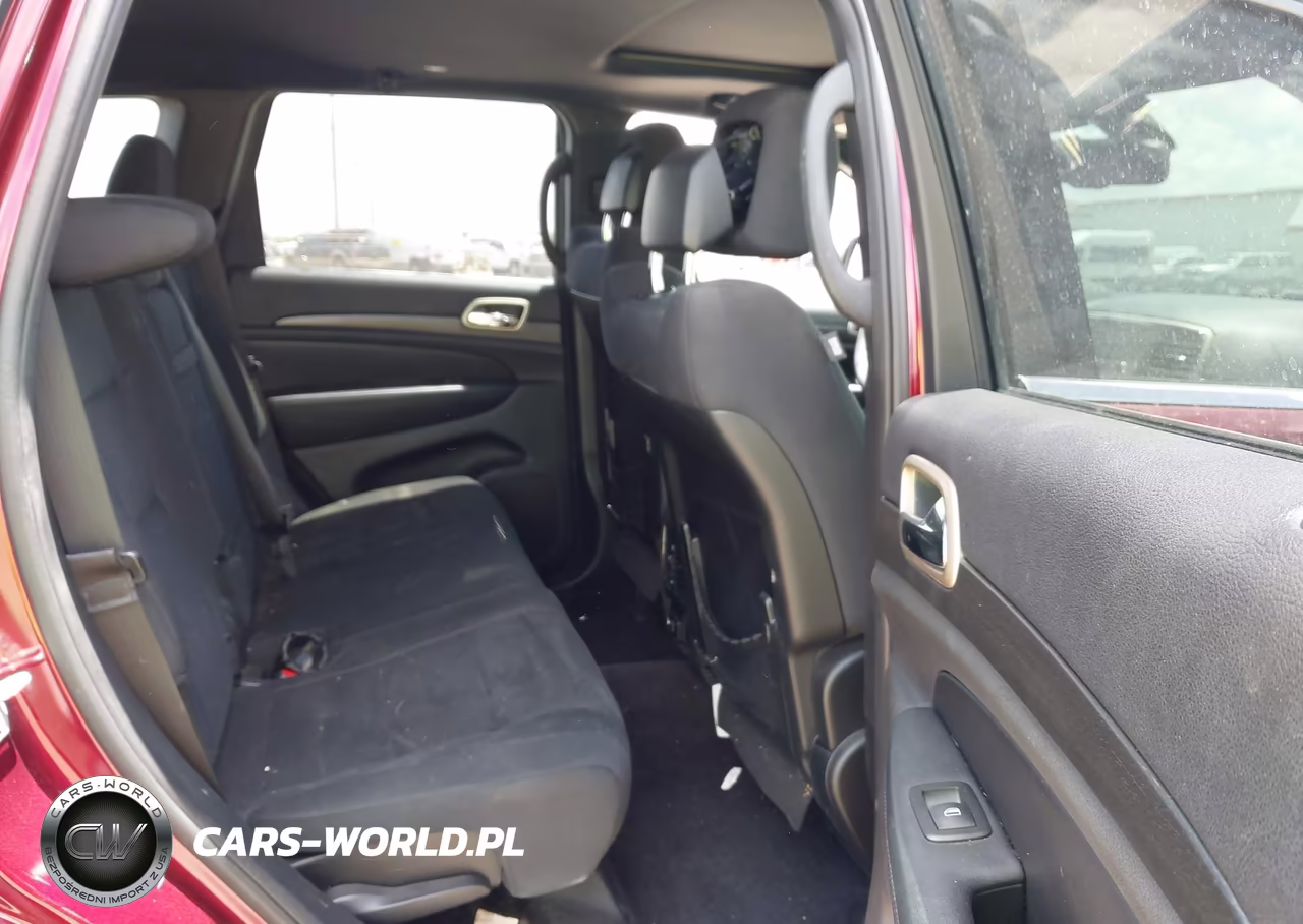 2016 Jeep Grand Cherokee Laredo VIN:1C4RJFAGXGC504163 - 8