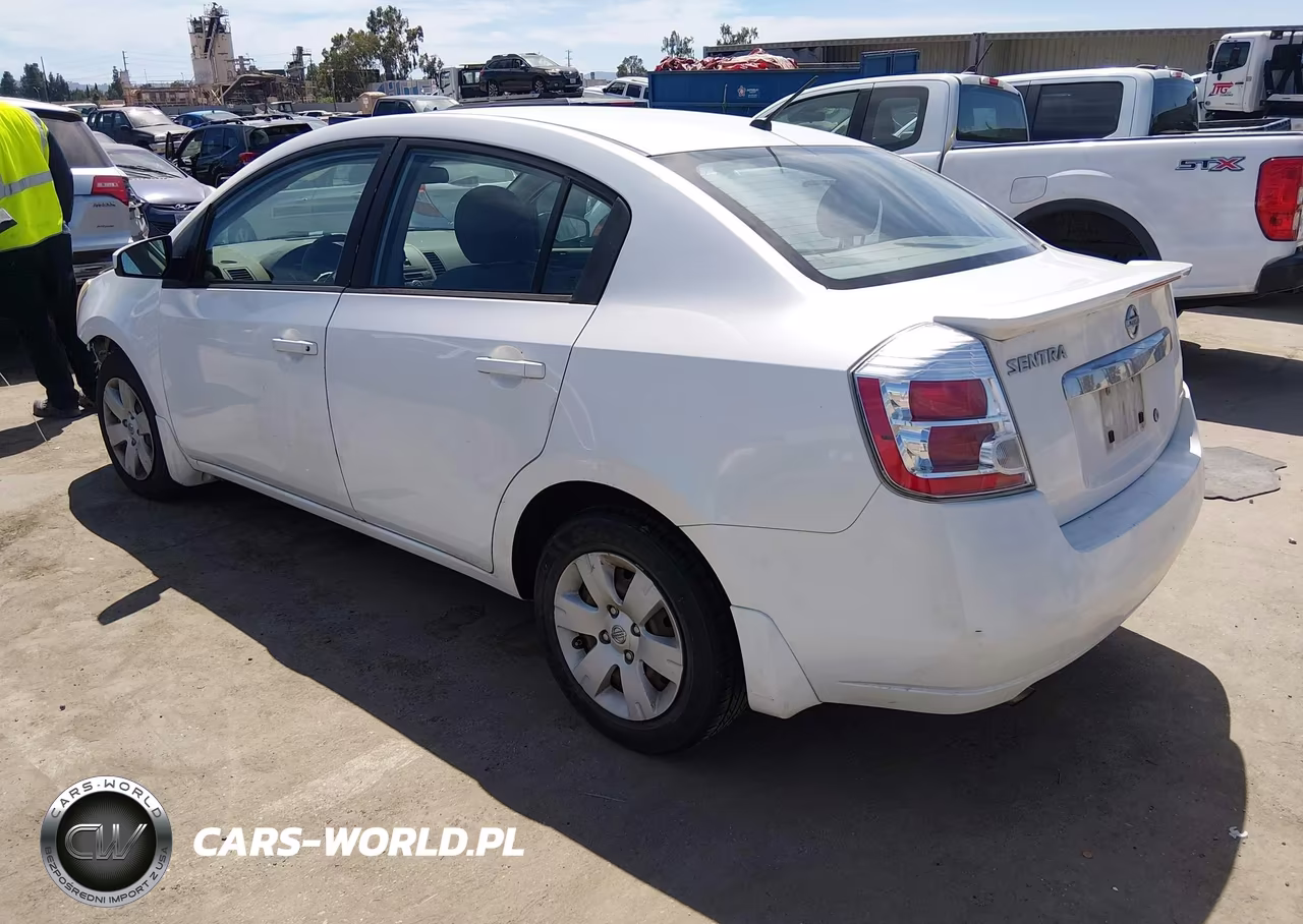 2012 Nissan Sentra 2.0 VIN:3N1AB6AP5CL770685 - 3