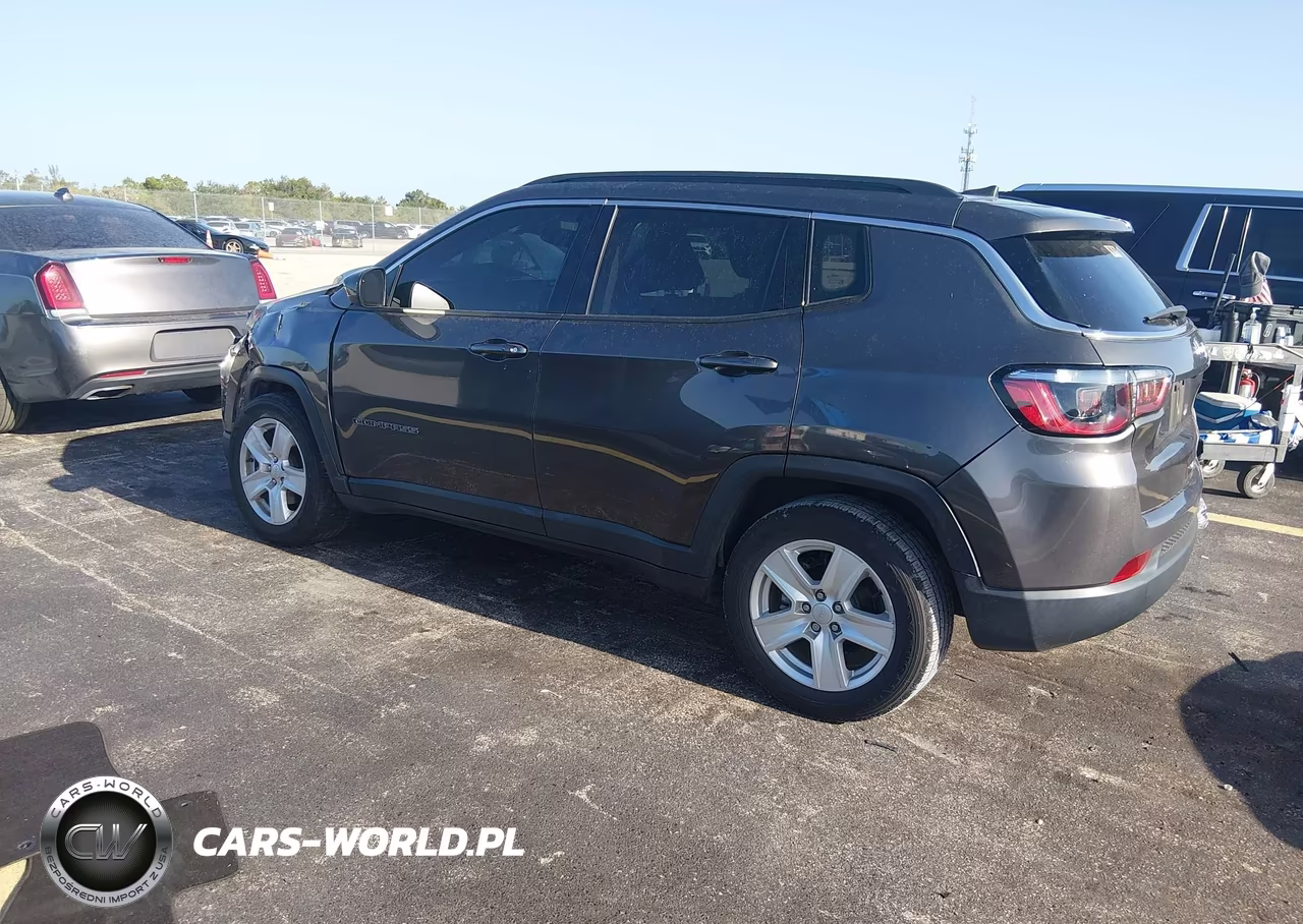 2022 Jeep Compass Latitude Fwd VIN:3C4NJCBB9NT136978 - 3
