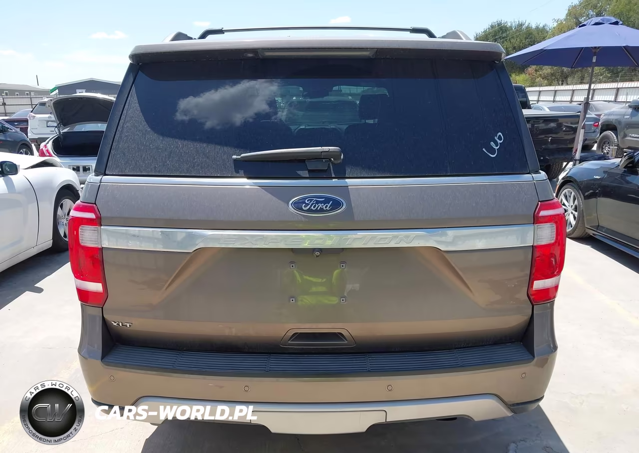 2018 Ford Expedition Xlt VIN:1FMJU1HT5JEA52513 - 17