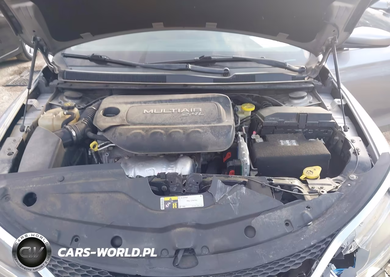 2015 Chrysler 200 Limited VIN:1C3CCCAB3FN740227 - 10