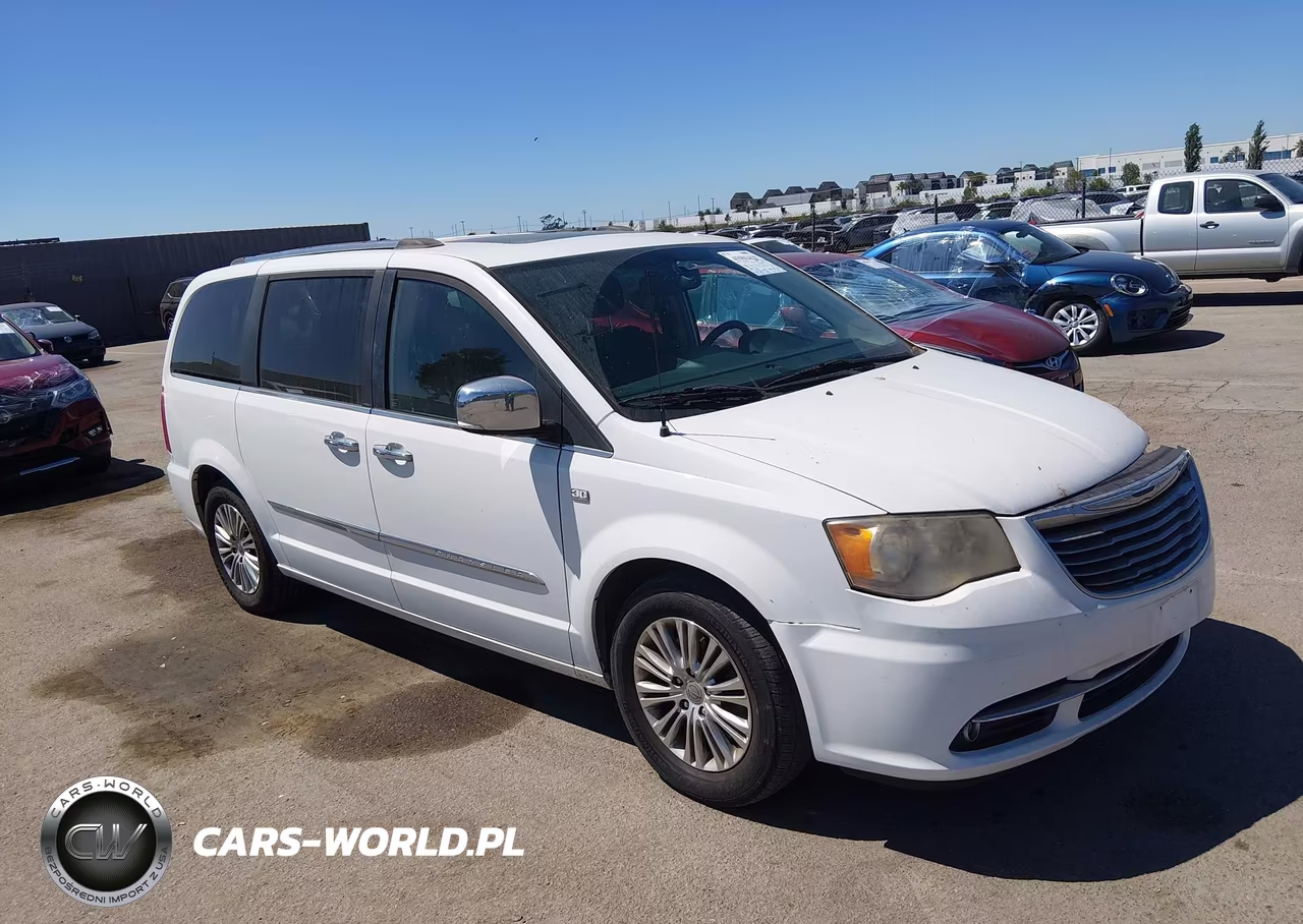 2014 Chrysler Town & Country Touring-L 30Th Anniversary – zdjęcie 1 z 18