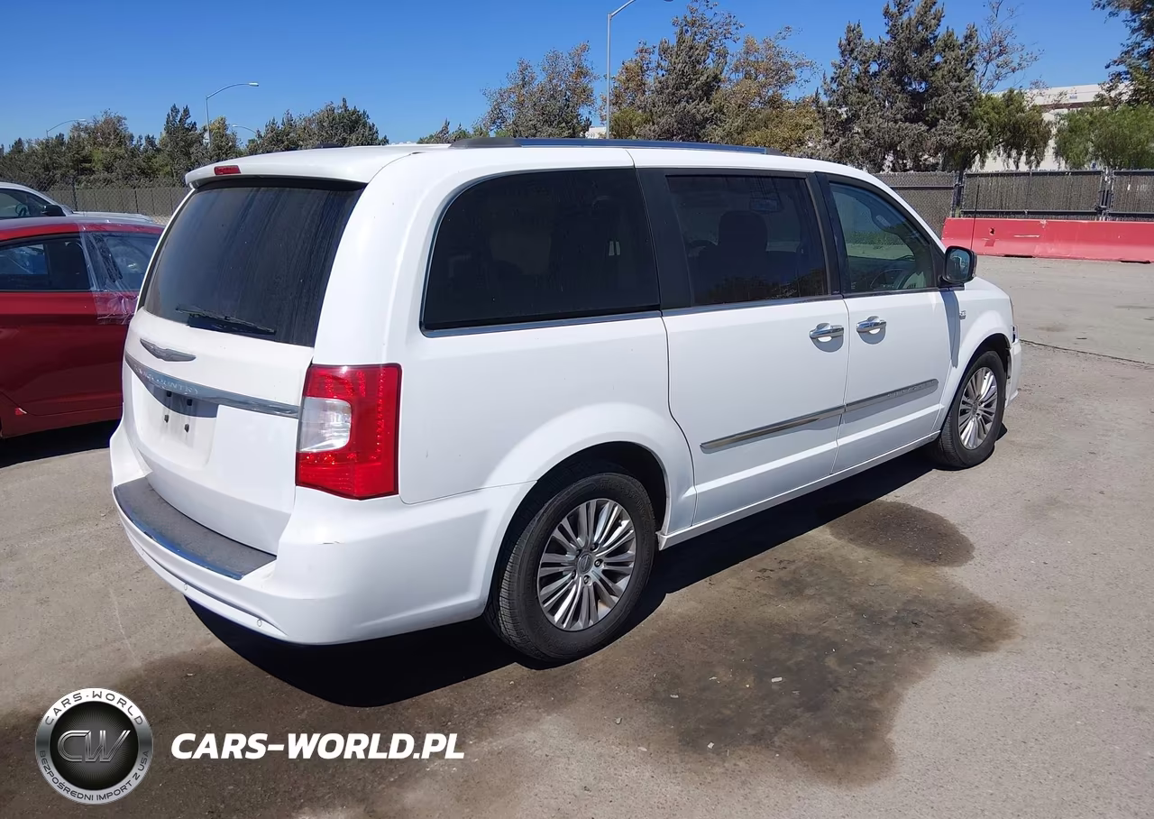 2014 Chrysler Town & Country Touring-L 30Th Anniversary VIN:2C4RC1CG9ER249603 - 4