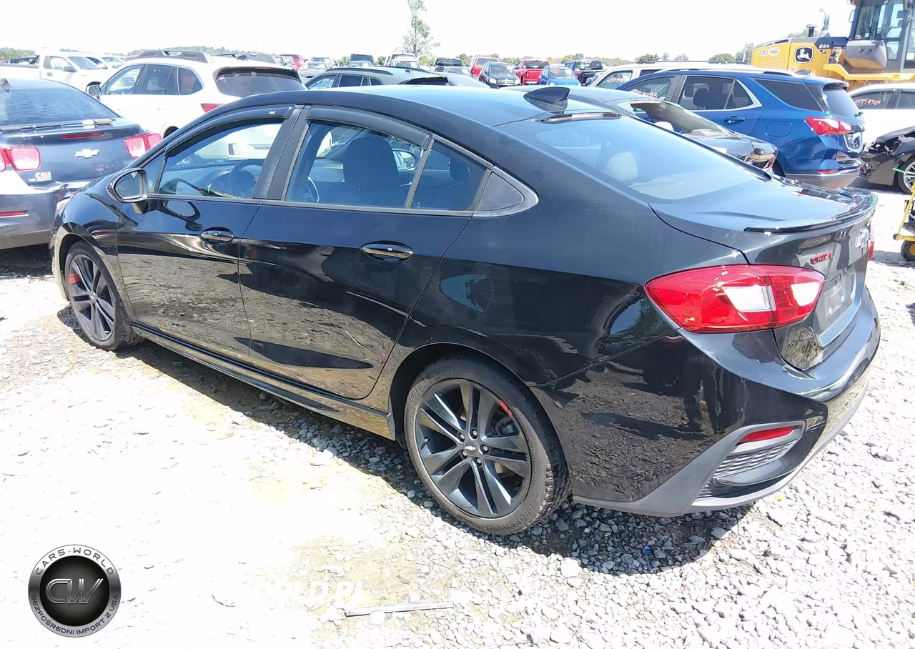 2018 Chevrolet Cruze Lt Auto VIN:1G1BE5SM9J7126821 - 3