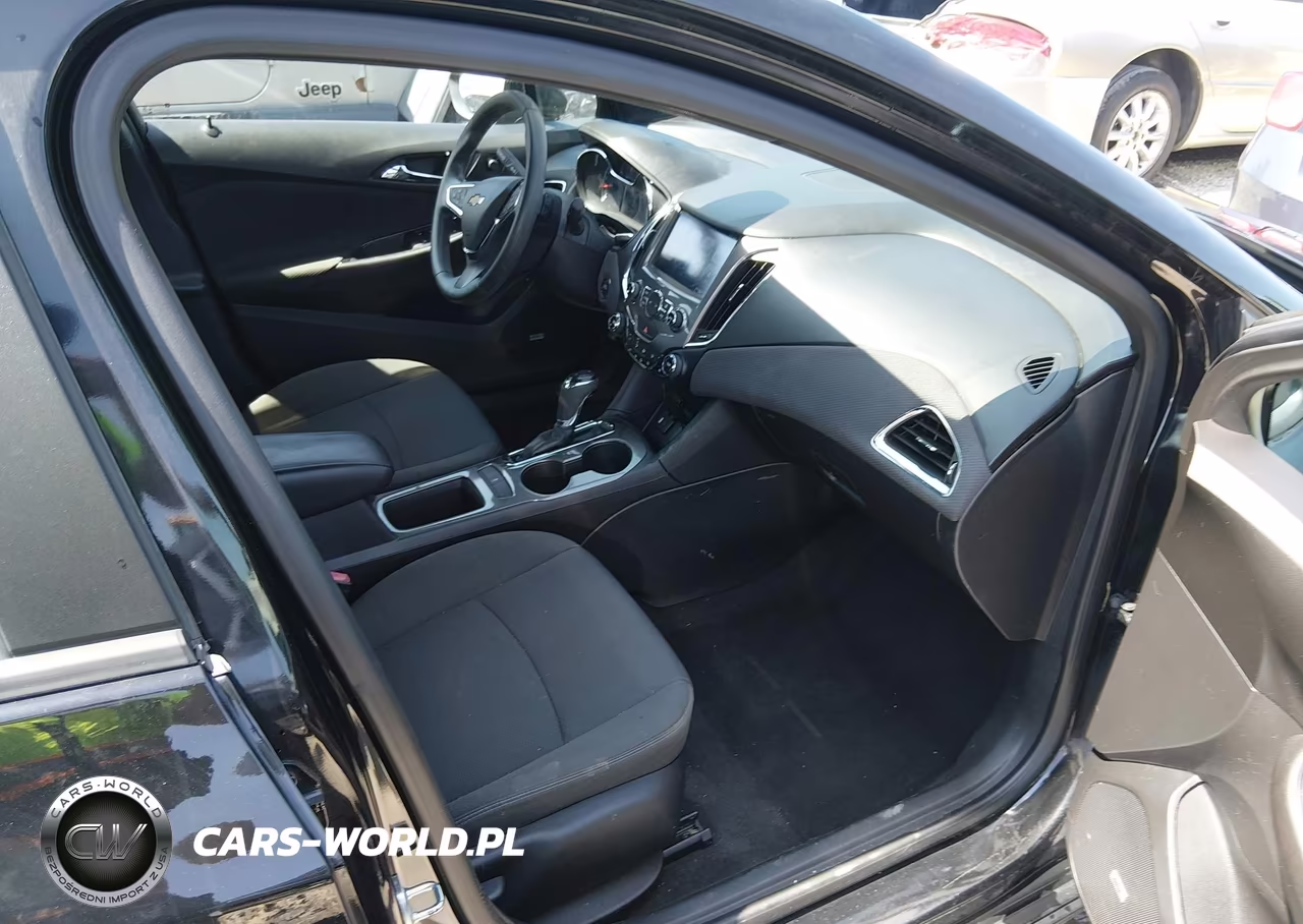 2018 Chevrolet Cruze Lt Auto VIN:1G1BE5SM9J7126821 - 5